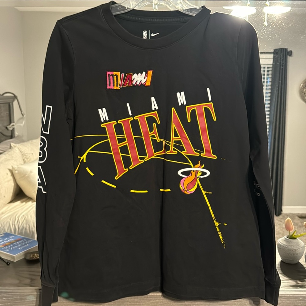 Long sleeve Miami Heat T-shirt, brand new with tags